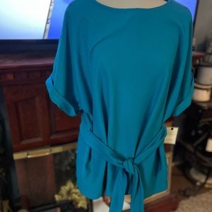 Talk short sleeve blouse